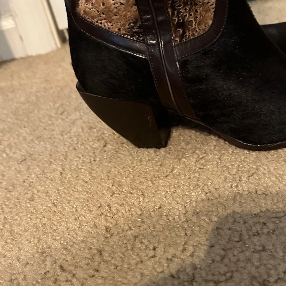 Donald J. Pliner  fur black and Brown Heeled Boots 10.5 - Picture 5 of 7